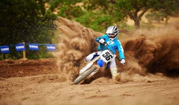 محركات stroke engines 2 ذات الشوطين